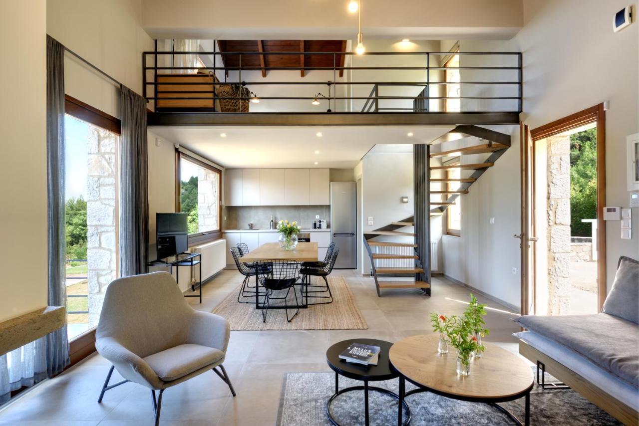 Amfikleia Chalet By Relax In Greece Exteriör bild