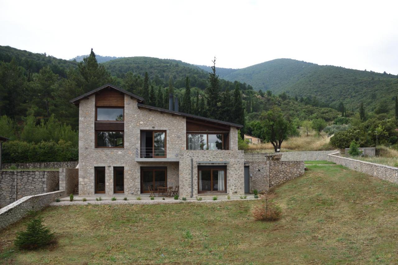 Amfikleia Chalet By Relax In Greece Exteriör bild