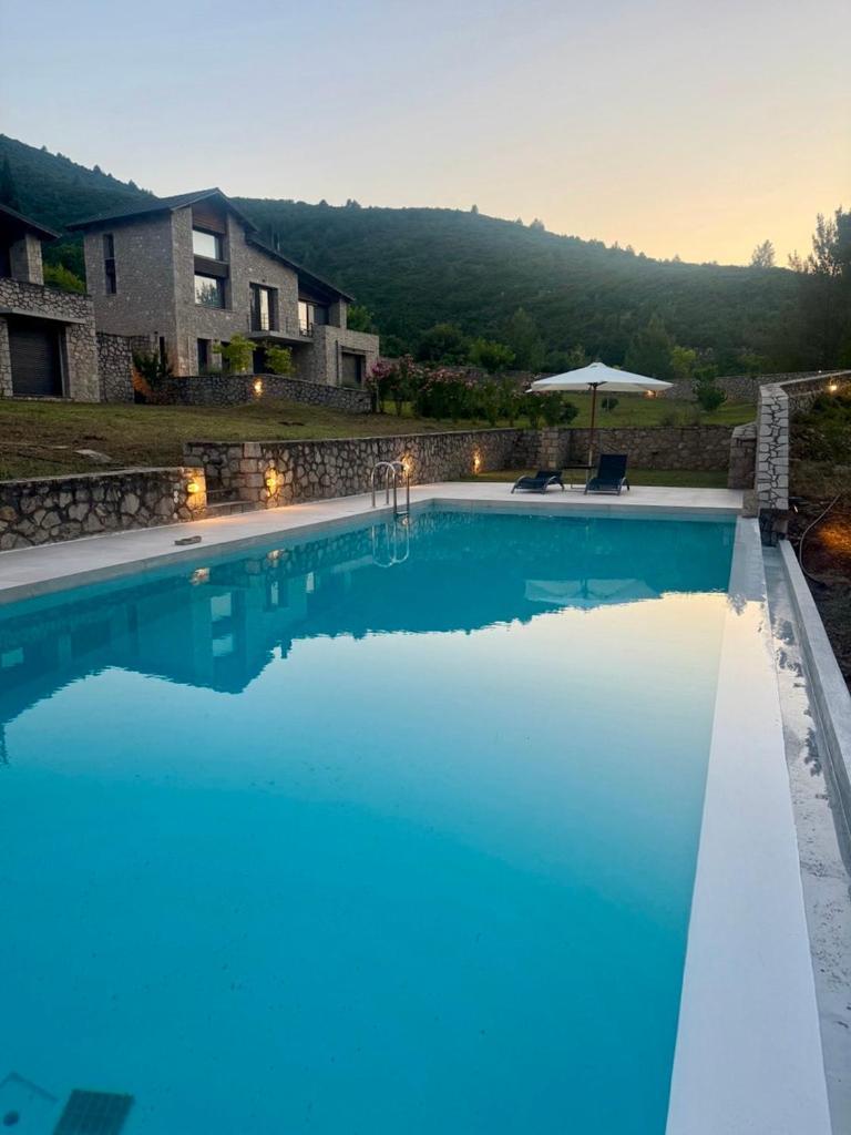 Amfikleia Chalet By Relax In Greece Exteriör bild